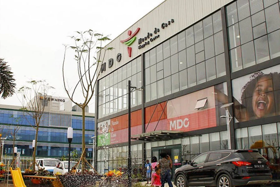 Angola-Supermarket2