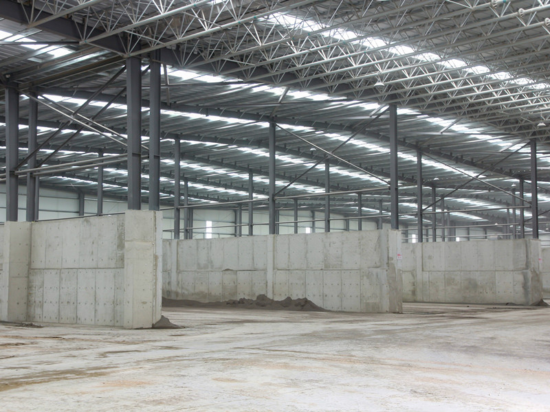 How Prefabricated Steel Frames Are Shaping the Future of Industrial Park Construction插图 steel structure industrial construction
