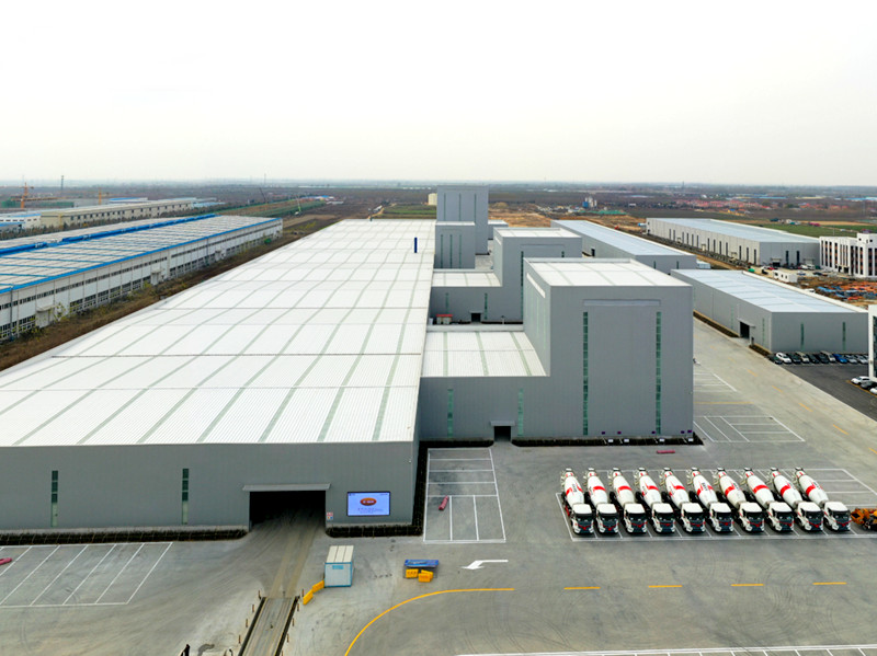 How Prefabricated Steel Frames Are Shaping the Future of Industrial Park Construction插图1 tonghe phase V steel frame construction