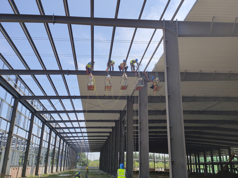 Auto Parts Factory portal steel structure