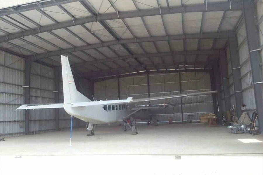 Types of Steel Portal Frames: Designs, Span Ranges and Applications插图1 Aircraft-hangar-in-Niger6